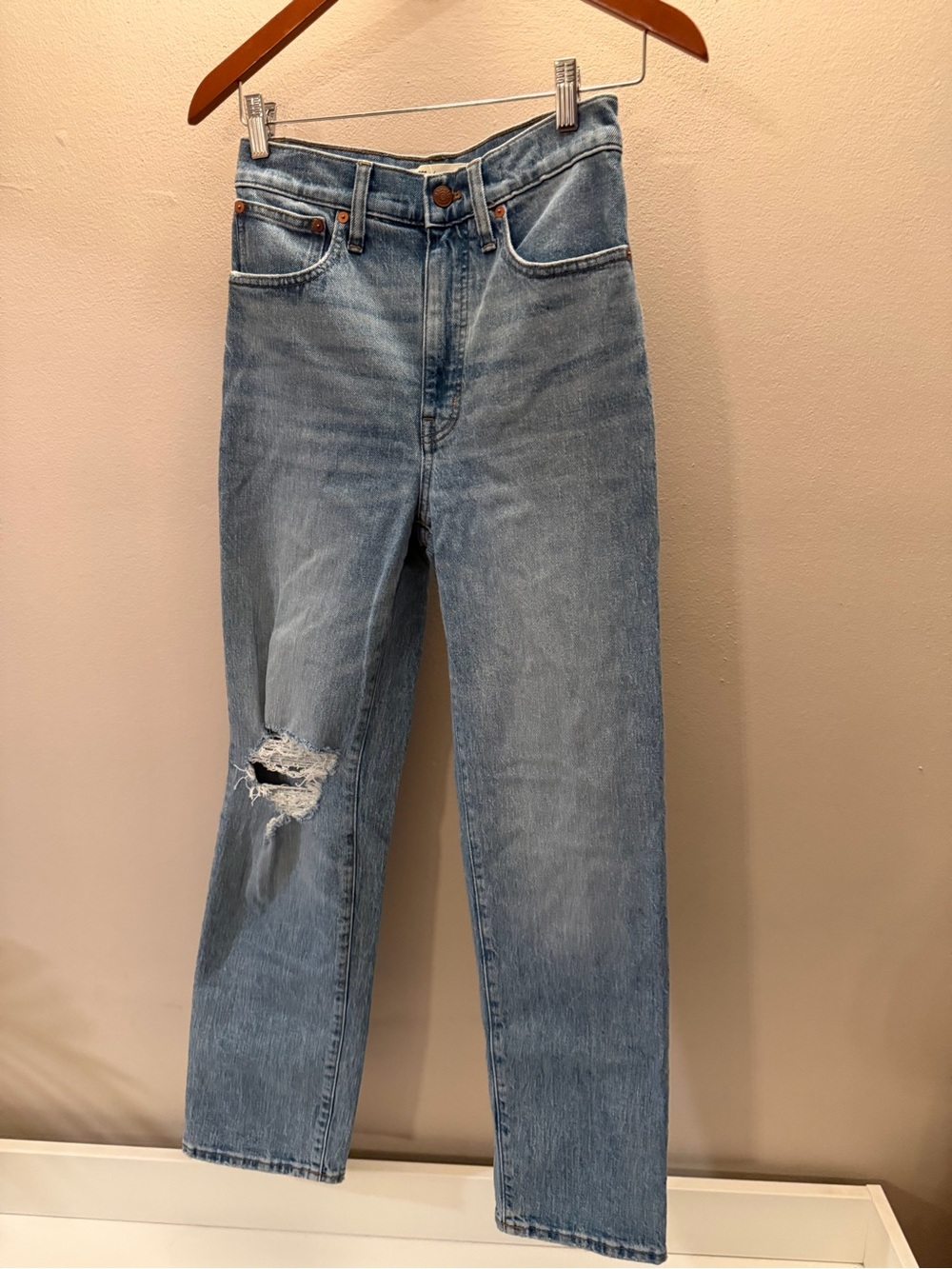 Madewell The Perfect Vintage Straight Jean Light‎ Wash Distressed Blue Denim 25